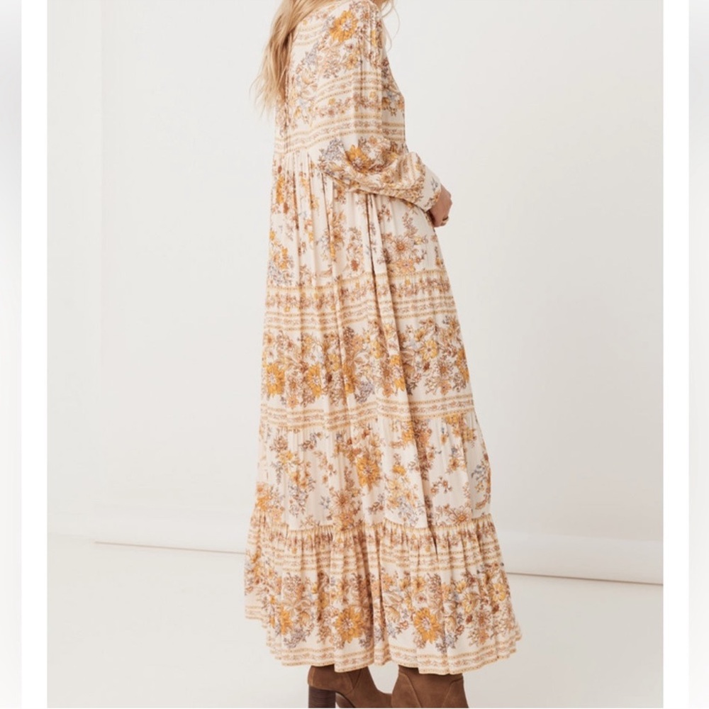 Spell Meadowlands Gown in Cream Size Medium - Picture 4 of 15